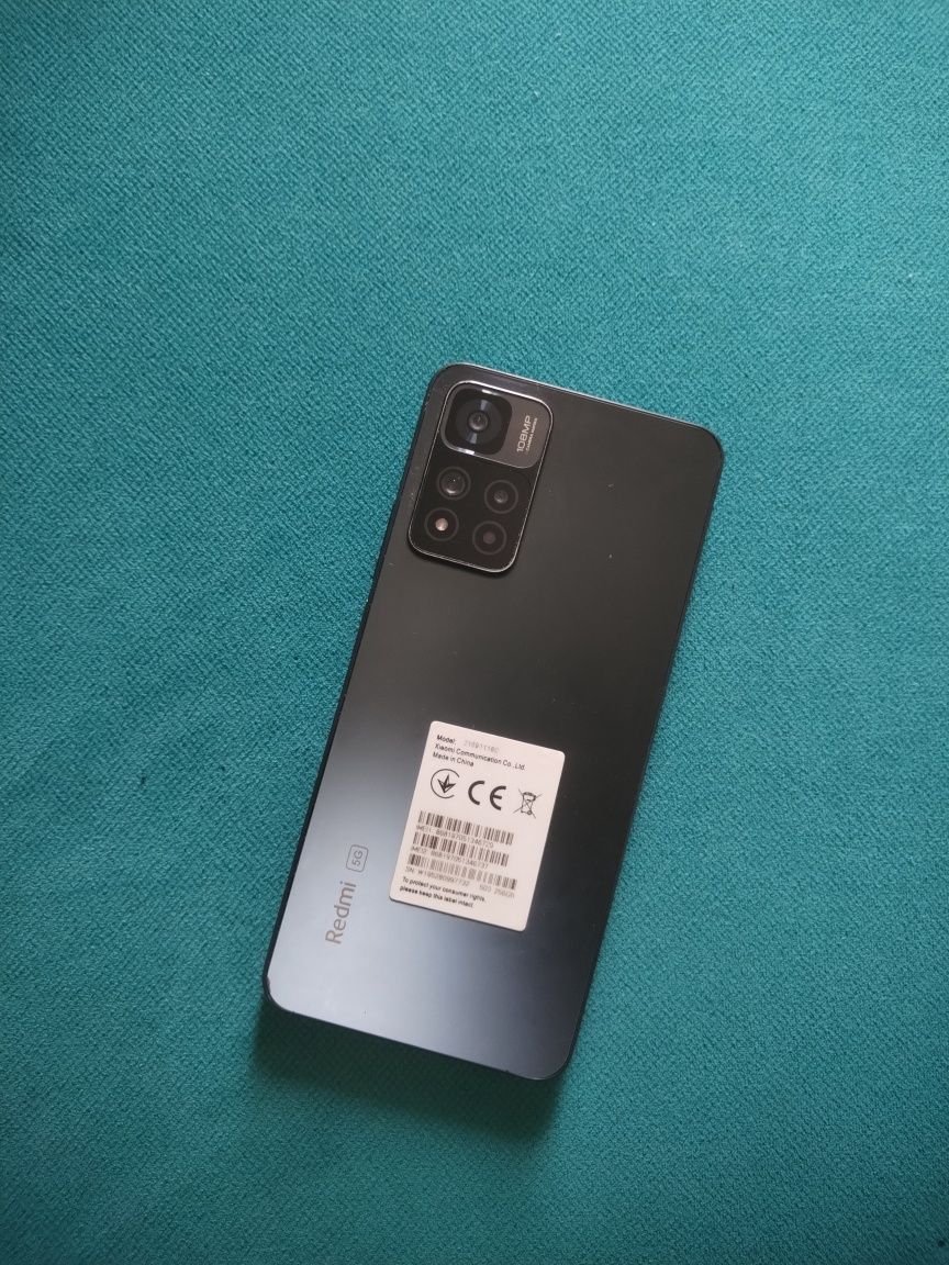 Редми нот 11 про 5G/256g телефон