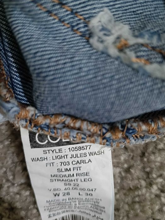 Jeans Colins dama noi cu eticheta