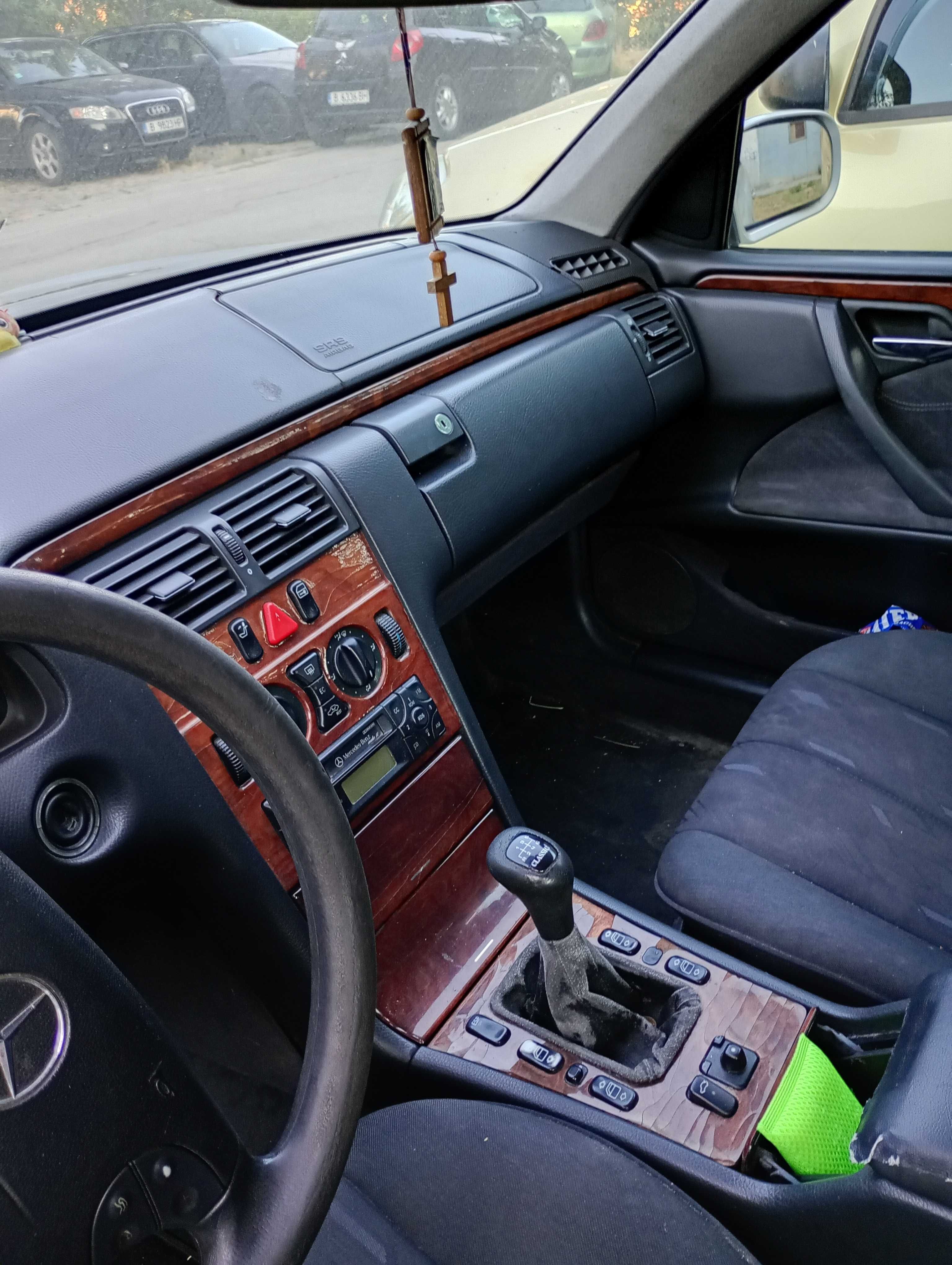 Mercedes e 220 cdi
