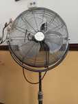 Ventilator din metal