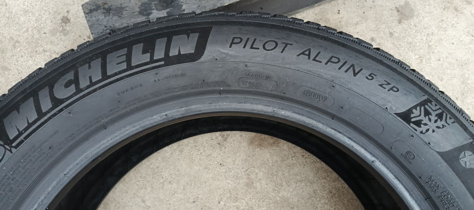 225.60.18 Michelin M+S Pilot Alpin 5 Second-hand