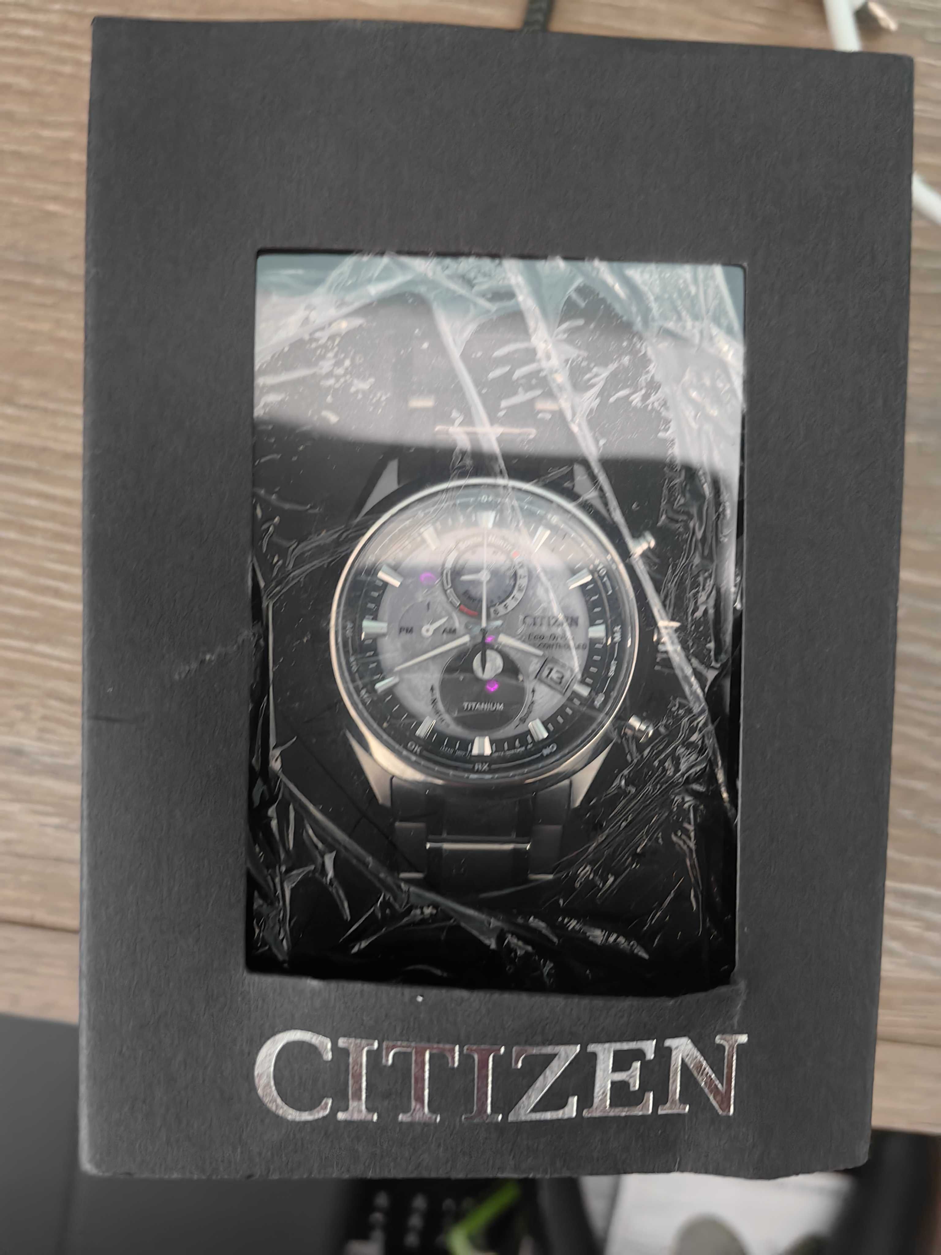 Citizen Tsuki-Yomi moon