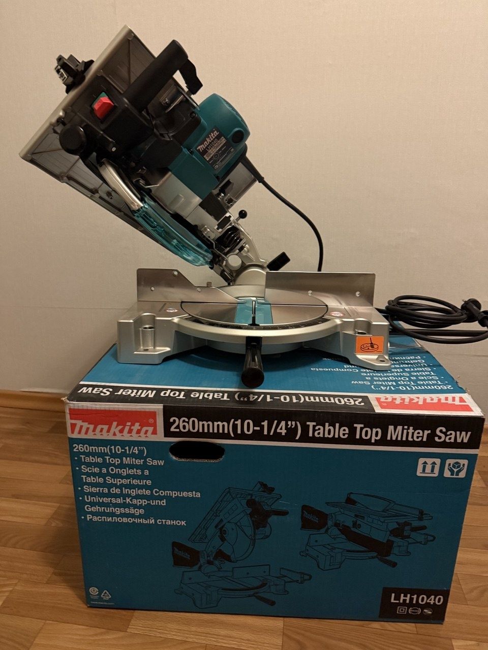 Станок Профессиональная торцовочная пила Makita 260 мм — мощность, точ
