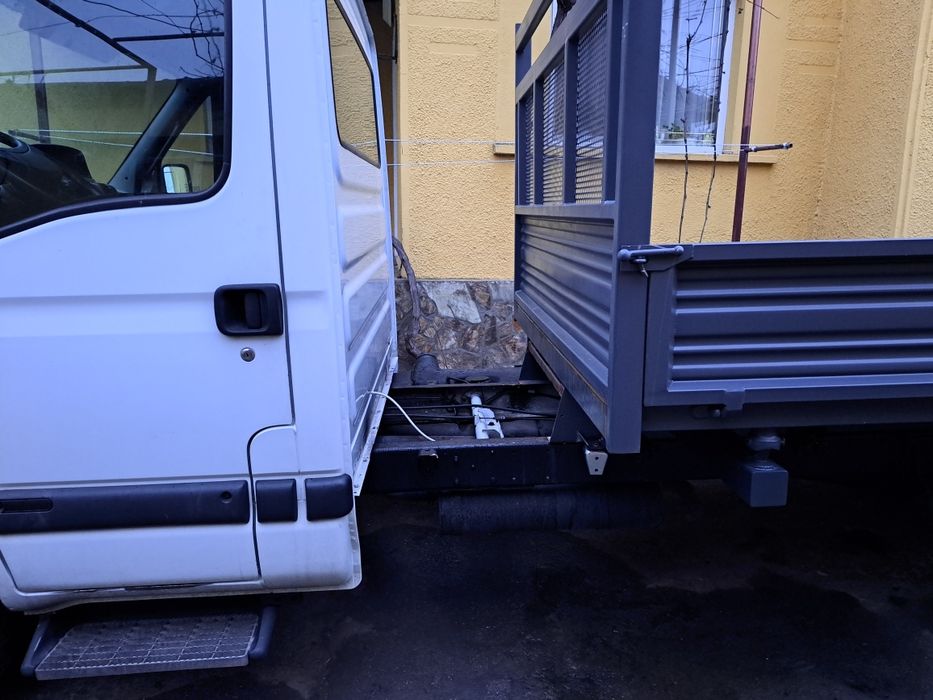 Macara palfinger ri mascot