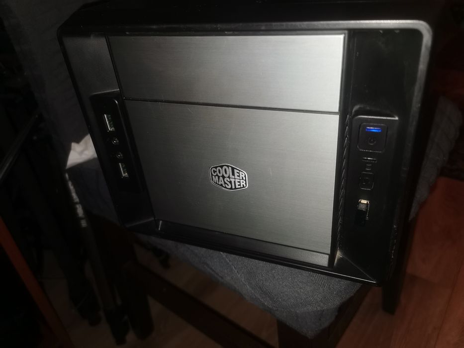 Компютър i5-8gb ram-250 gb ssd