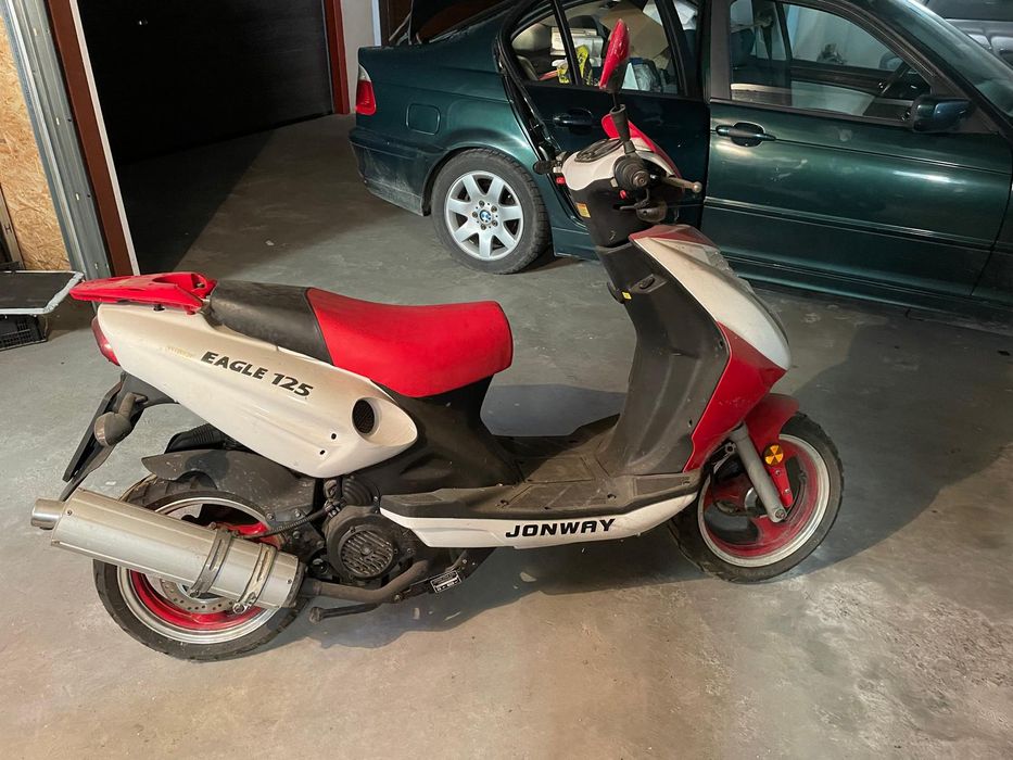 Vând scuter 125 CC