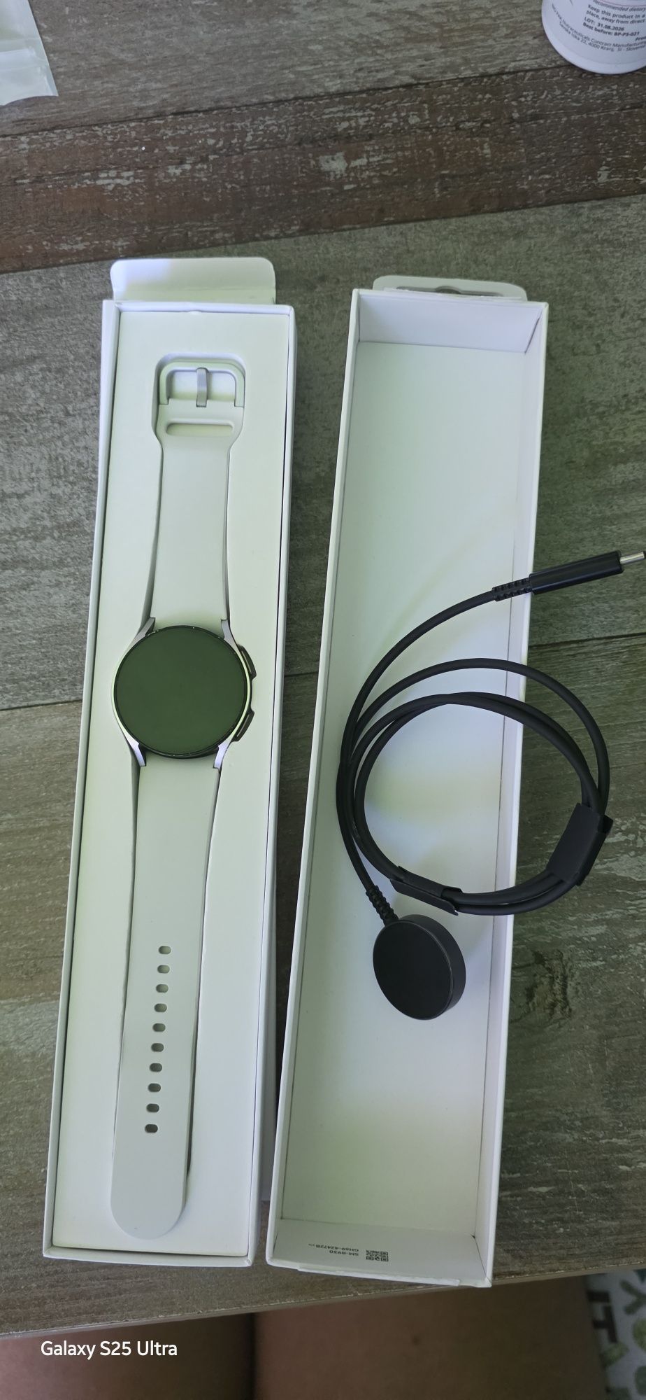 Часовник Galaxy Watch 6