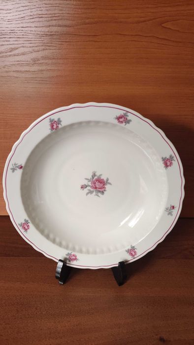 Швейцарска порцеланова купа с декор рози