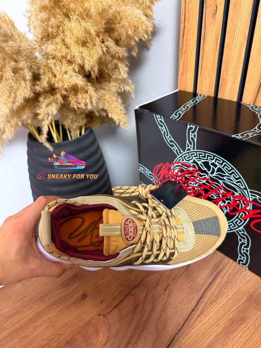 39-44 Versace Chain Reaction Brown