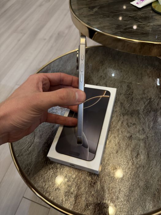 iPhone 16 Pro Max 512GB Natural Titanium Neverlocked ca nou