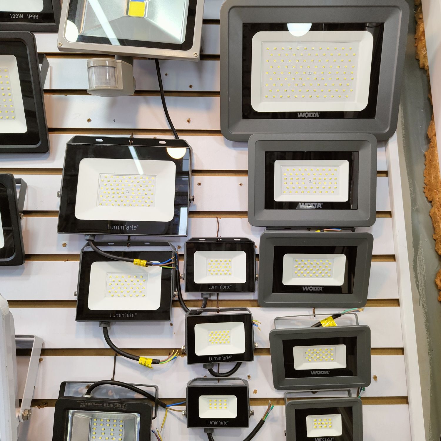 LED освещение для дома, кафе, магазинов, бутиков.