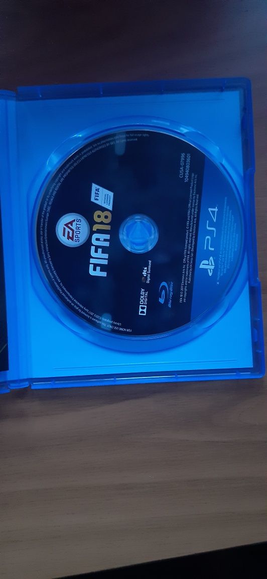 Vând Fifa 18 pt PS4