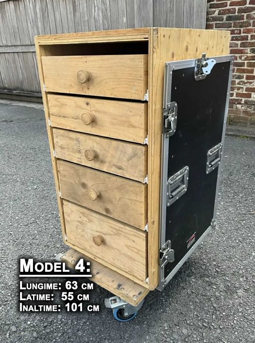 Flight case profesionale 4 buc la pret de lichidare