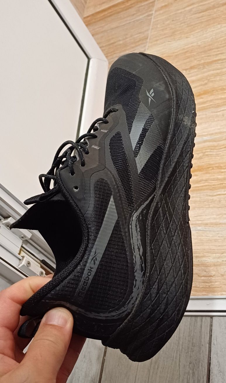 Маратонки REEBOK 43 номер