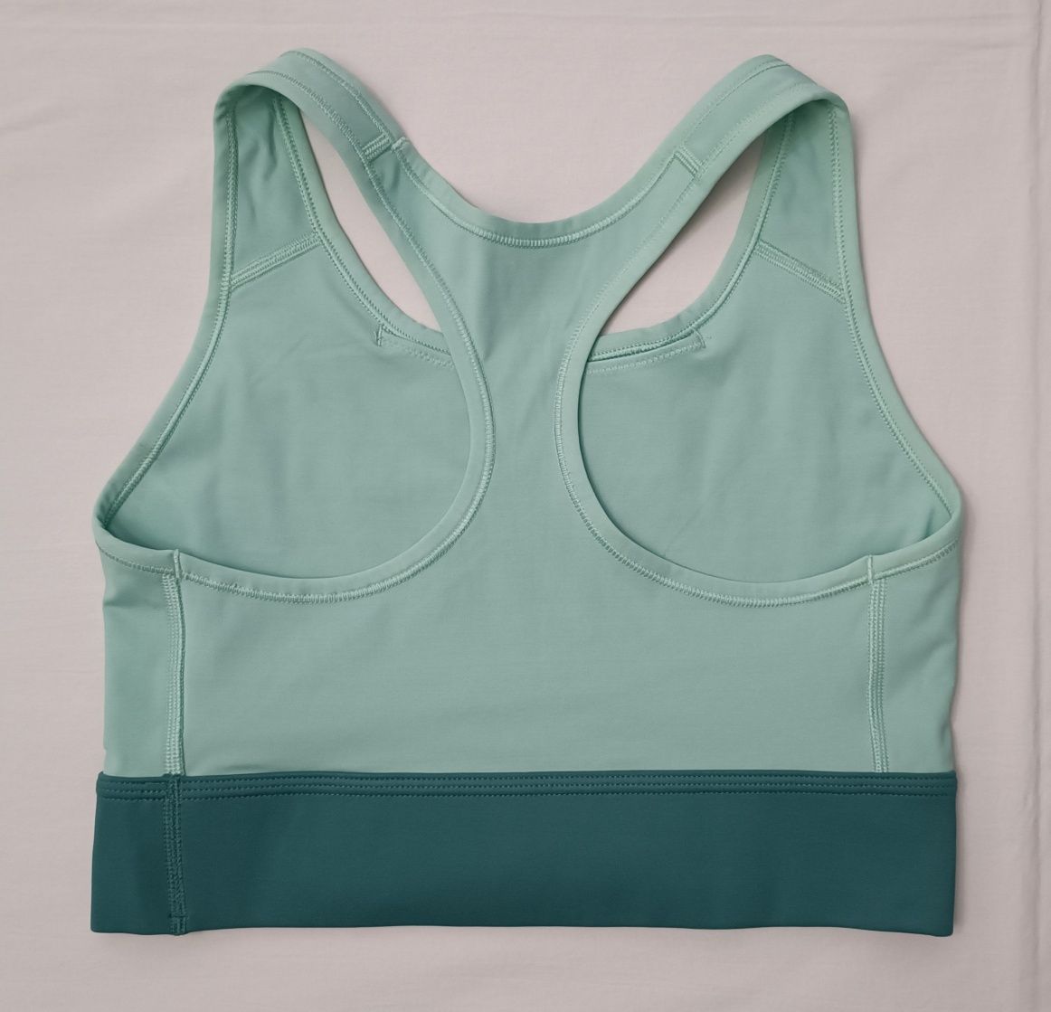 Nike DRI-FIT Bra оригинално бюстие L Найк спорт фитнес тренировки