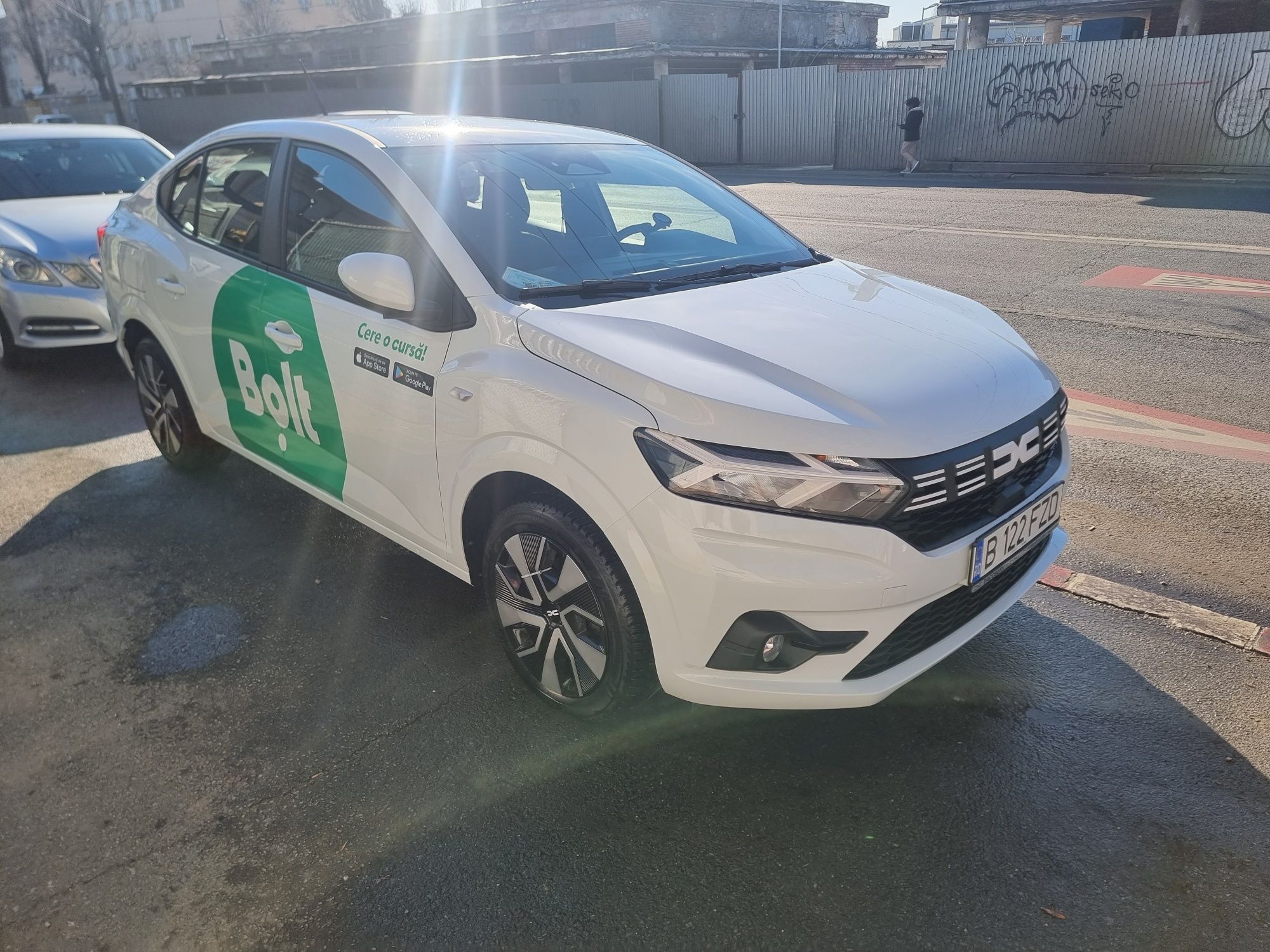 Sofer Uber, Bolt cu atestat