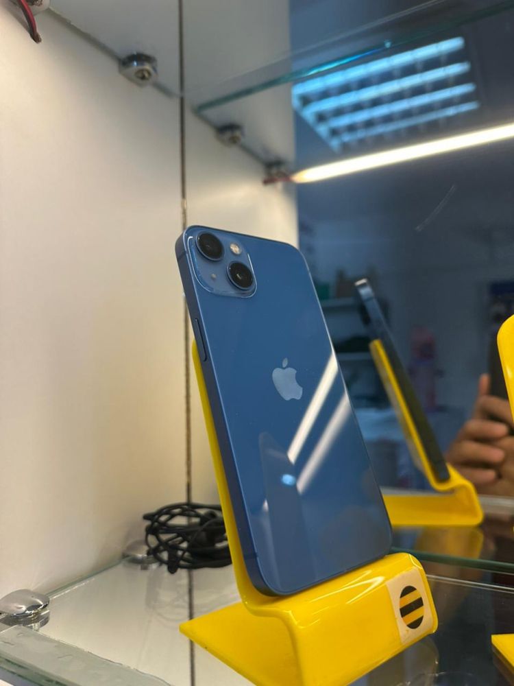 Iphone 13 128. D