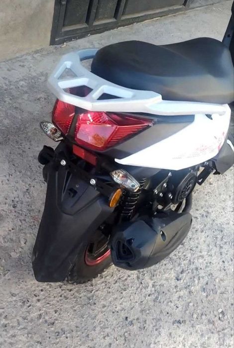 Скутер срочно Бензиновый