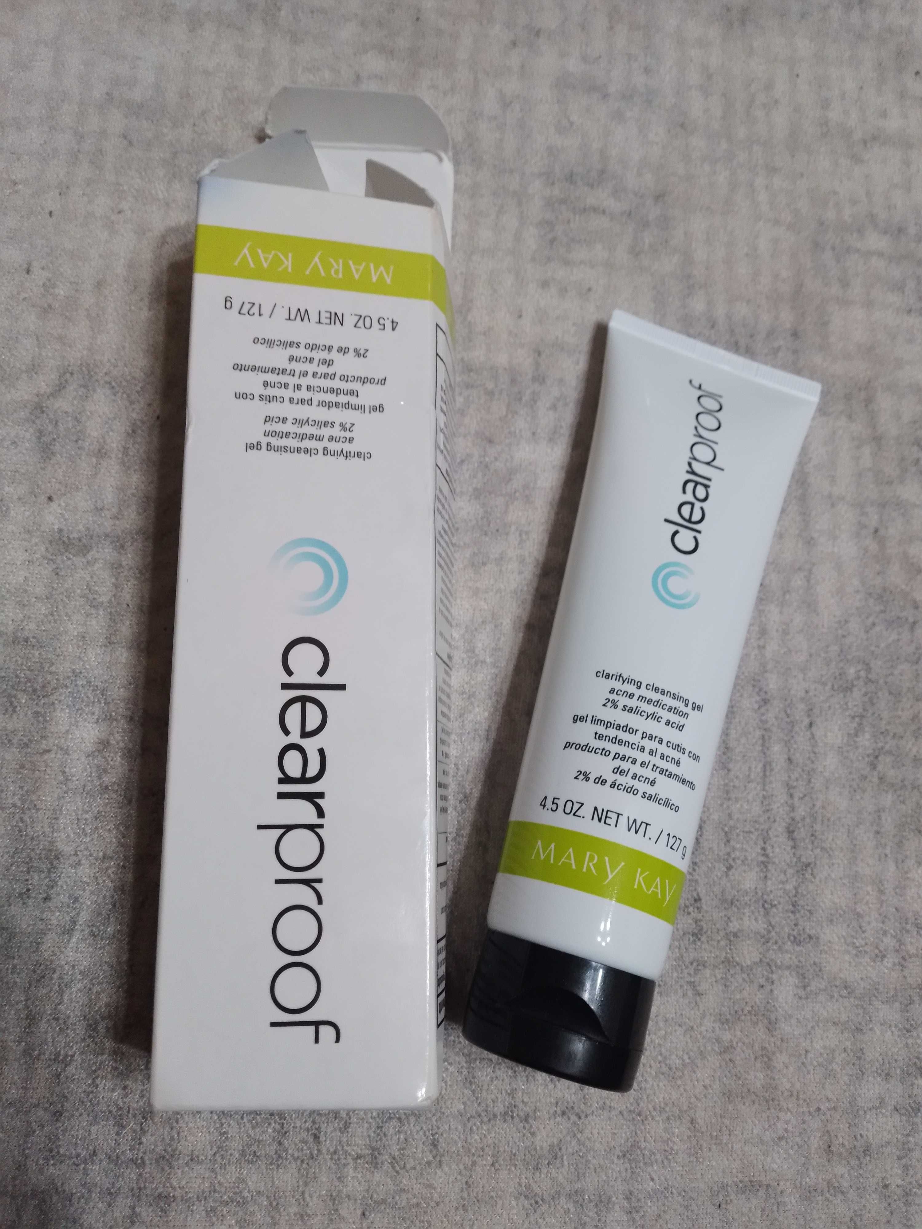 Почистващ гел при акне Mary Kay