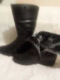 Сапоги женские зимние 42-43размер , низкий каблук.экокожа