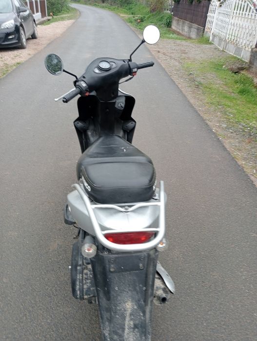 Vând scuter kymco agiliti 50 4T