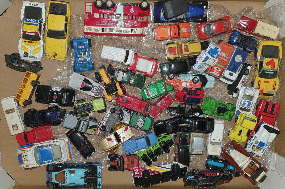 Matchbox Corgi Dinki и др. Винтидж колички влекачи камиони