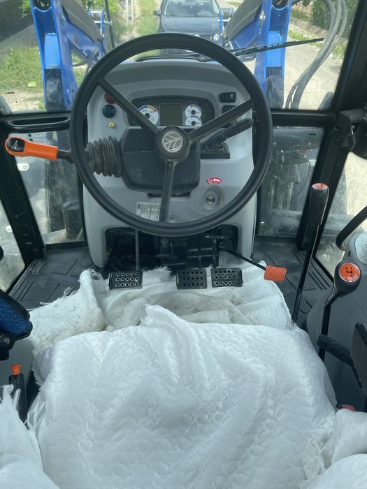 New holland td5-95
