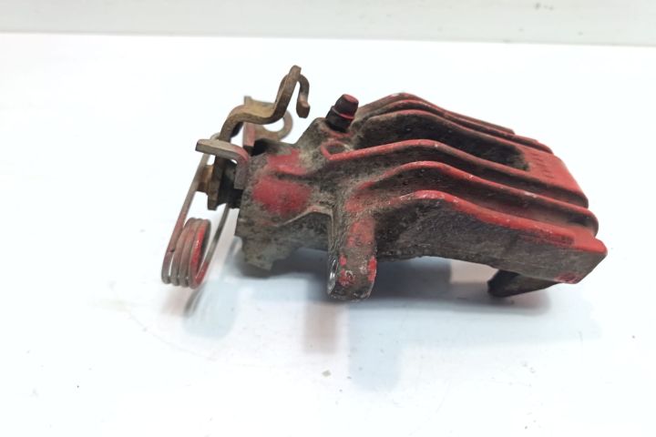 Etrier spate dreapta Volkswagen VW Passat B5.5 (facelift)