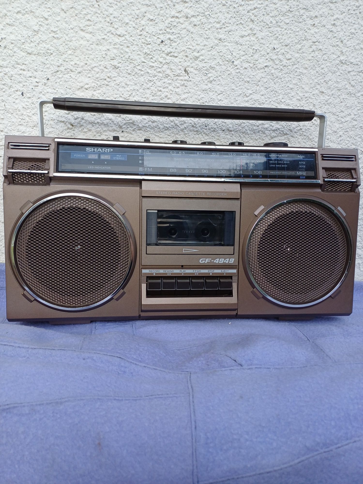 Radio-casetofon SHARP GF-4949