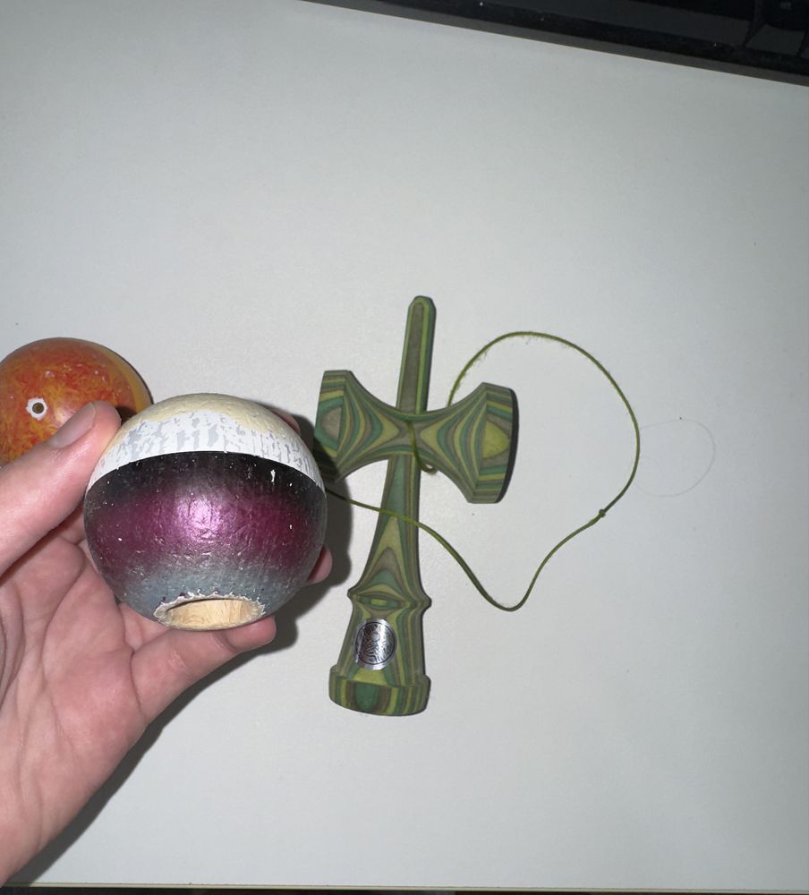 Kendama Homegrown Green Goblin cu 2 dame