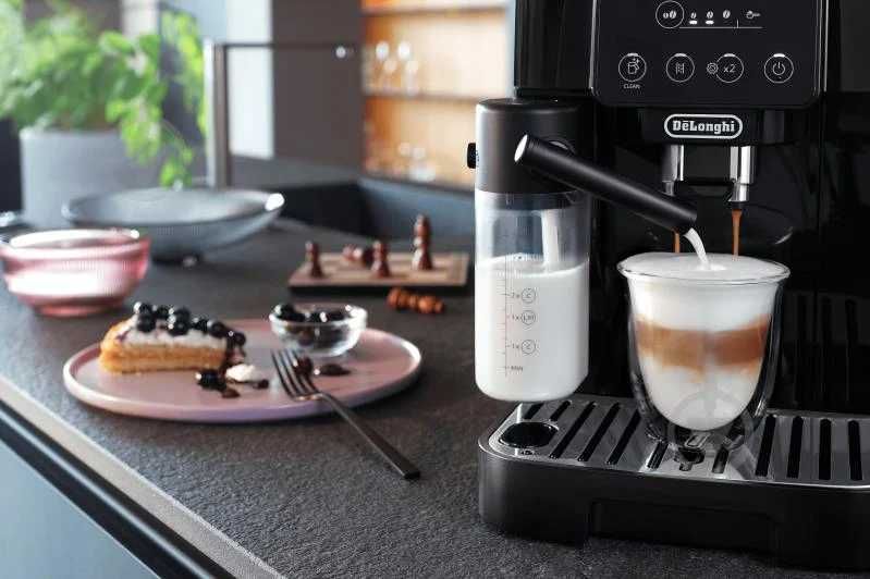 Кофемашина DeLonghi Magnifica Start ECAM 220.60.B с Автокапуччино