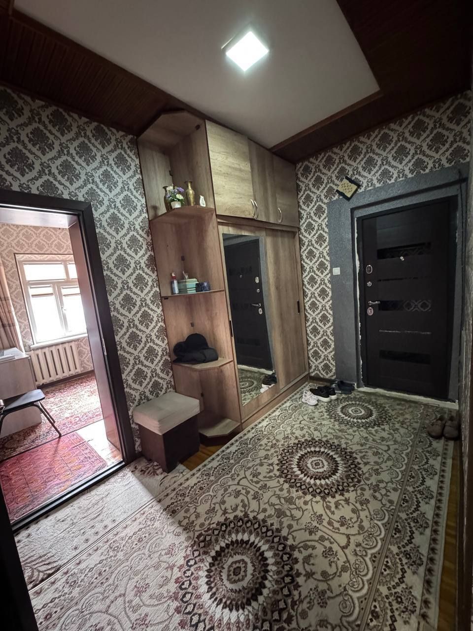 Продаю свою квартиру массив Кушбеги 2/5/5, 2 балкона