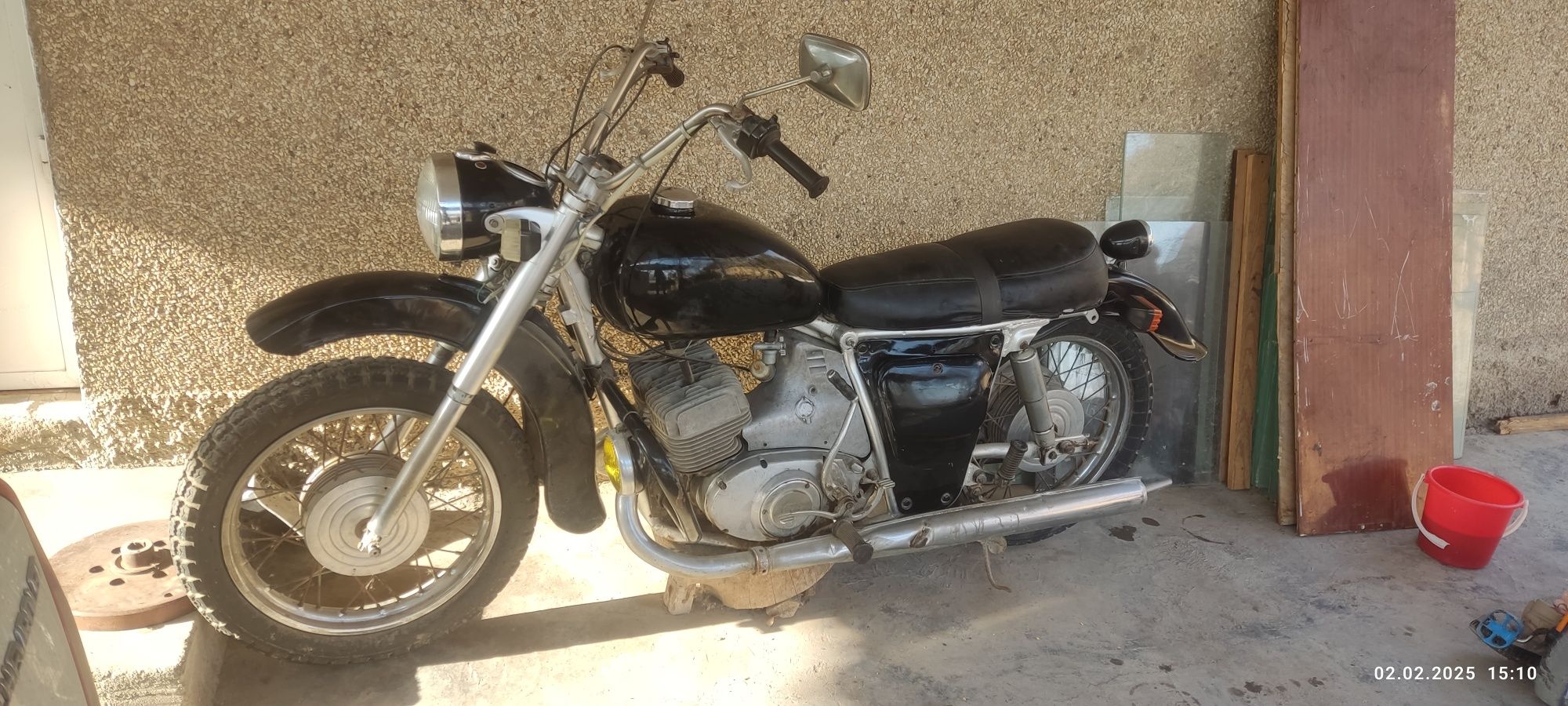Продам мотоцикл (классический)