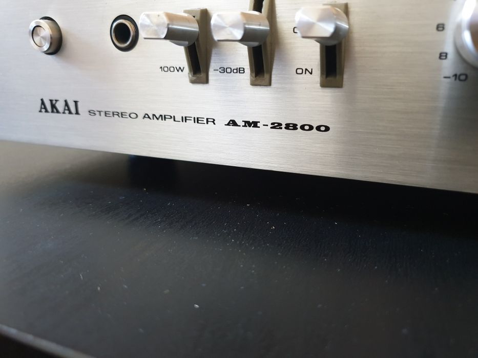 Amplificator Akai AM -2800
