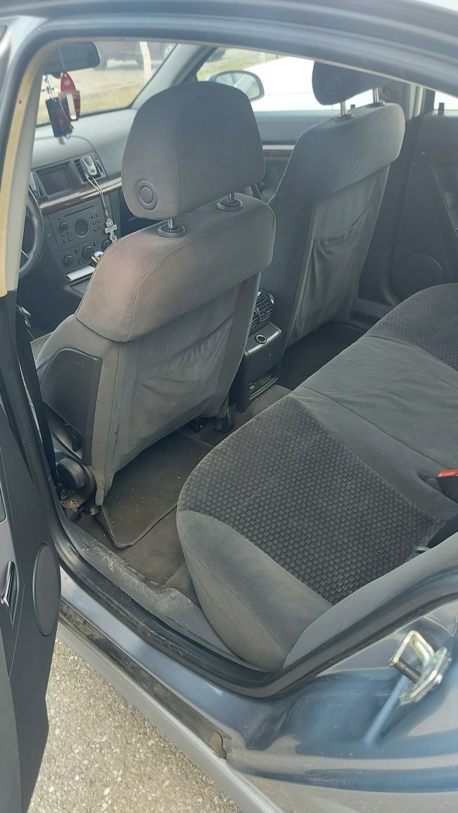 Opel vectra 2003