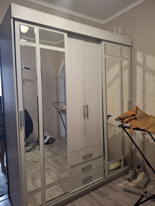 Шкаф на прихожку