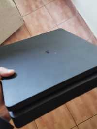 PS4 Slim/500 GB+o manetă+3 jocuri