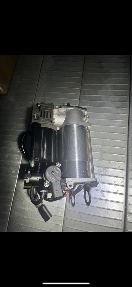 Compresor perne aer audi a8 d5 audi a7 c8 a6 c8 q7 4m cayenne touareg