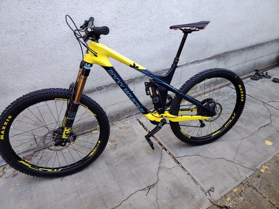 Full suspensie carbon kashima 180 Saint