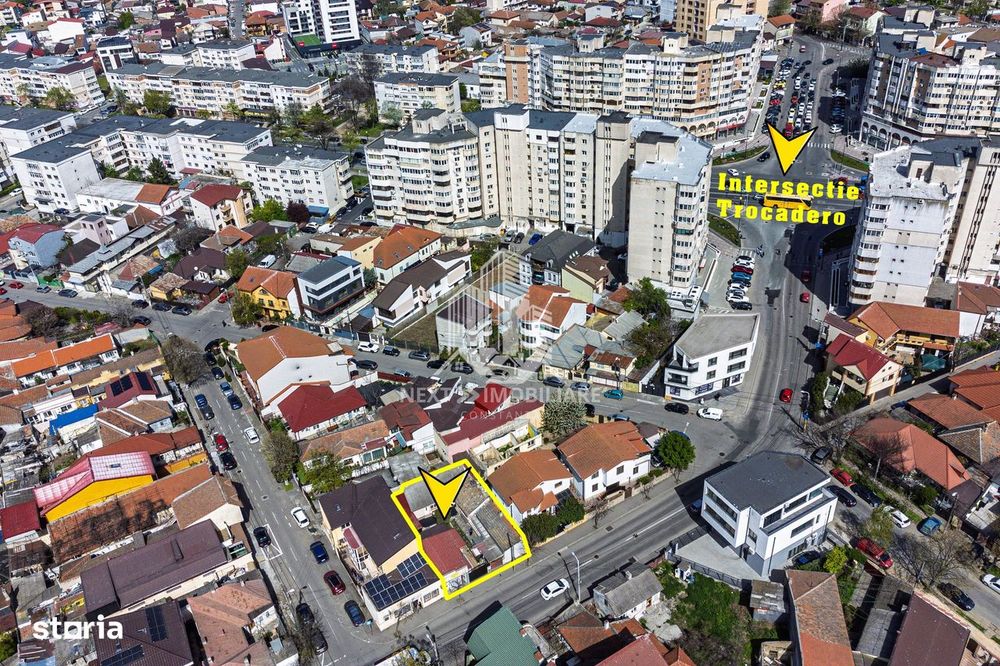 Casa 5 camere La sol  si Spatiu comercial stradal, Trocadero