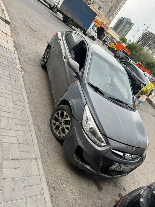 Продам в рассрочку акцент 2013