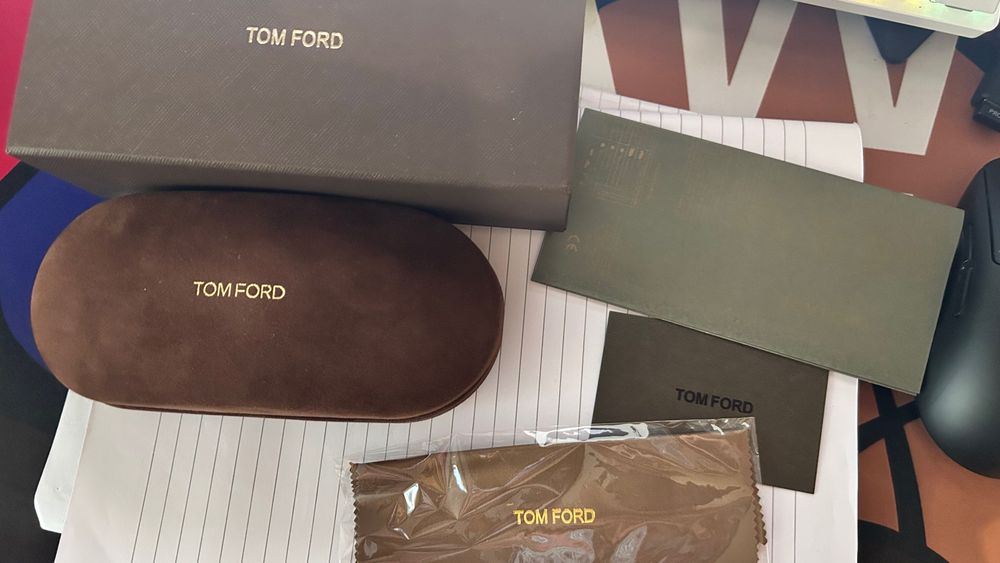 Tom ford очила чисто нови
