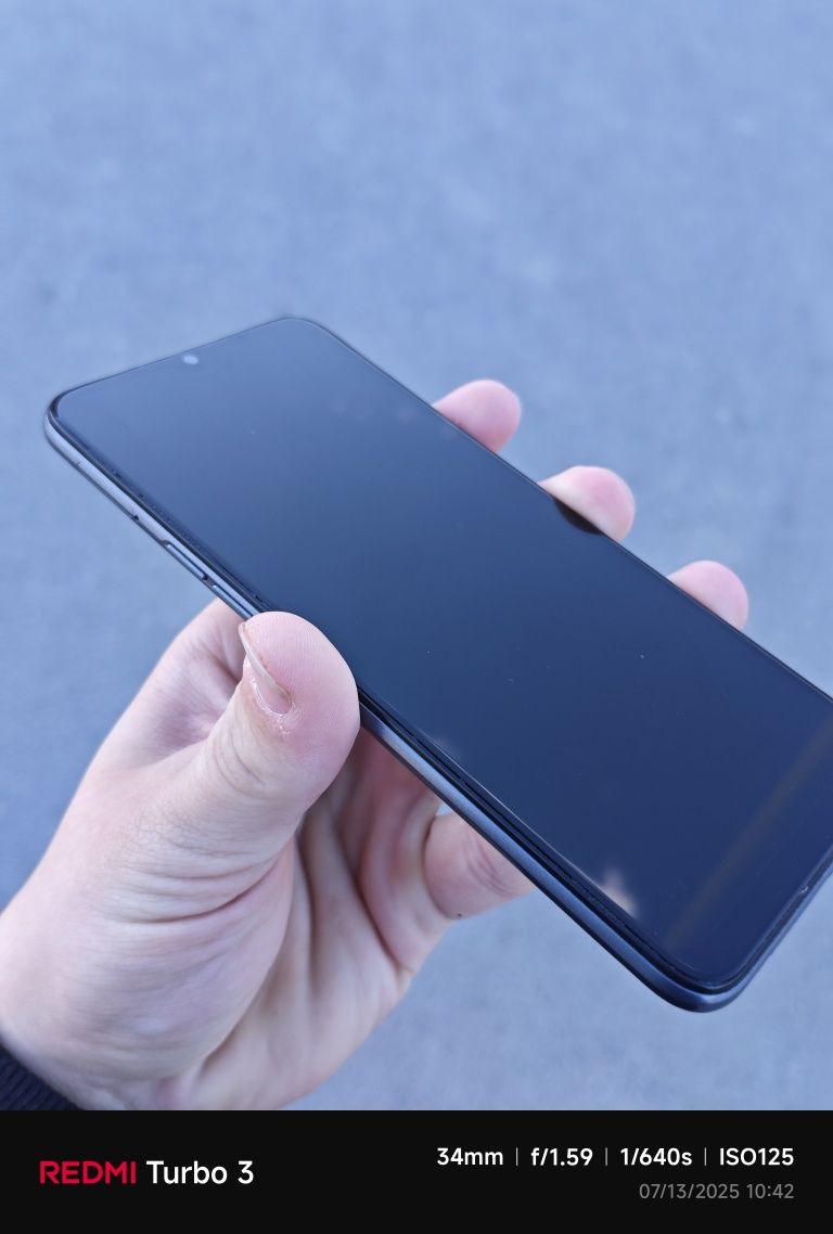 Realme C3 3/64 идеал