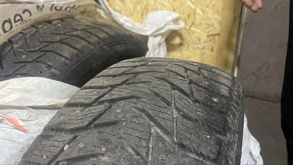 Шины зимние шипованные