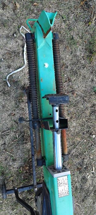 Цепачка за дърва Seheppach Hx 520( настолна )