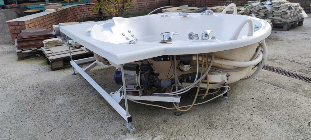 vand cada de baie, rotunda, de colt, cu hidromasaj, model premium