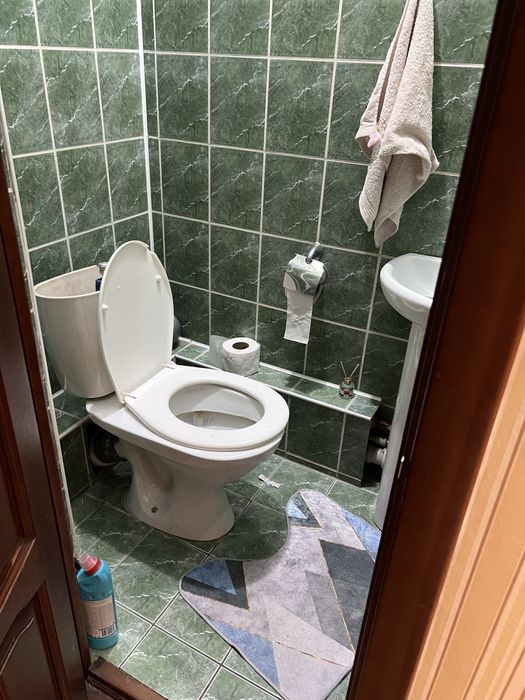 Ищу на подселение 2 девушек.