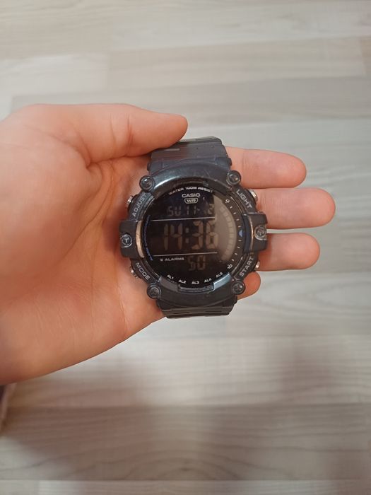 Часовник Casio AE-1500WH-8BVEF