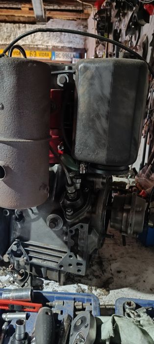 Vând motor Rugerini