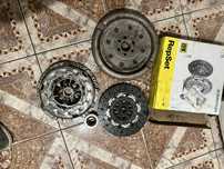 Vand kit de ambreaj volanta vw T6 transporter cod motor caab ca nou